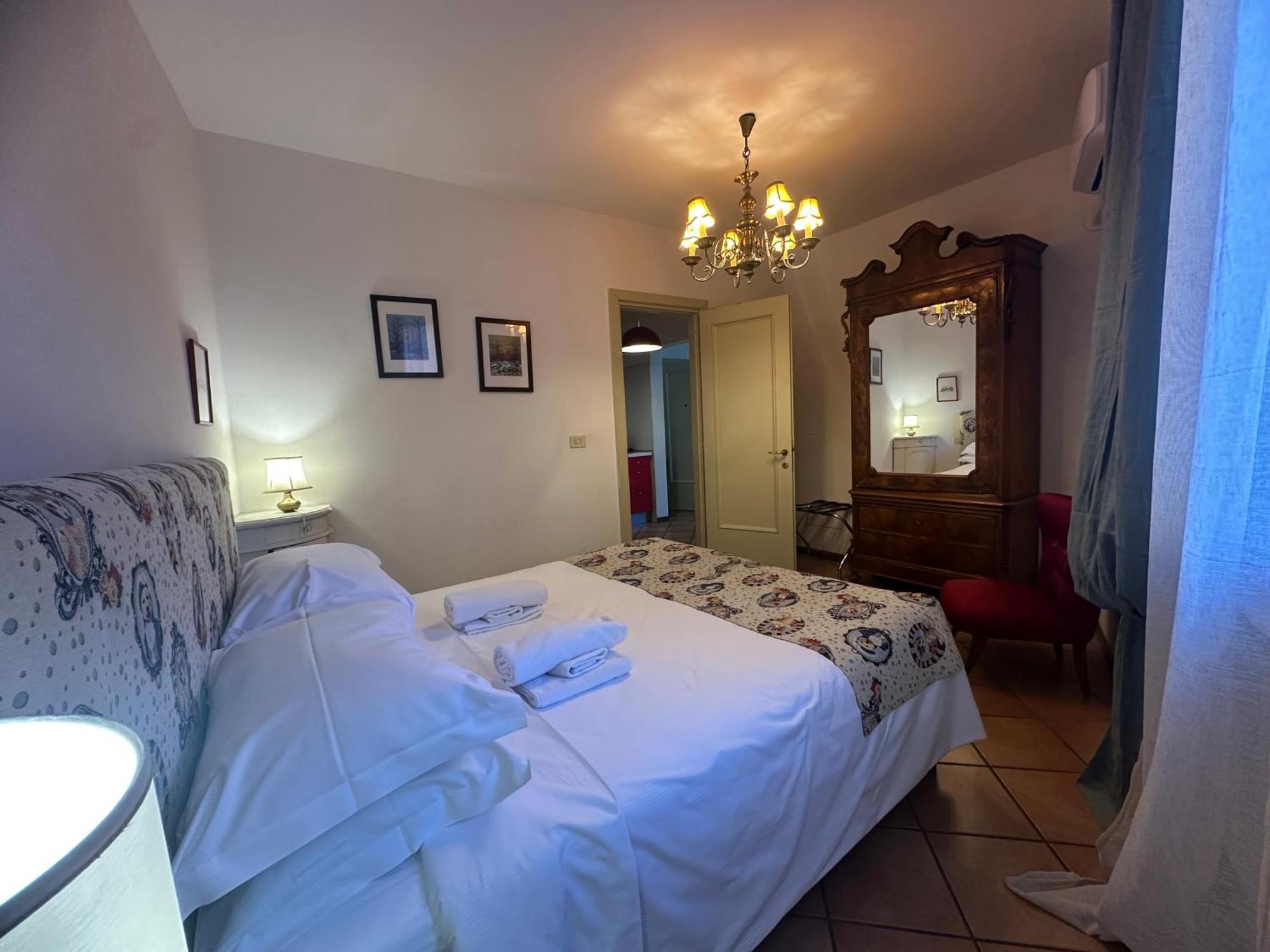 Bohemien Pop Casa Vacanze Aparthotel Bologna Bagian luar foto