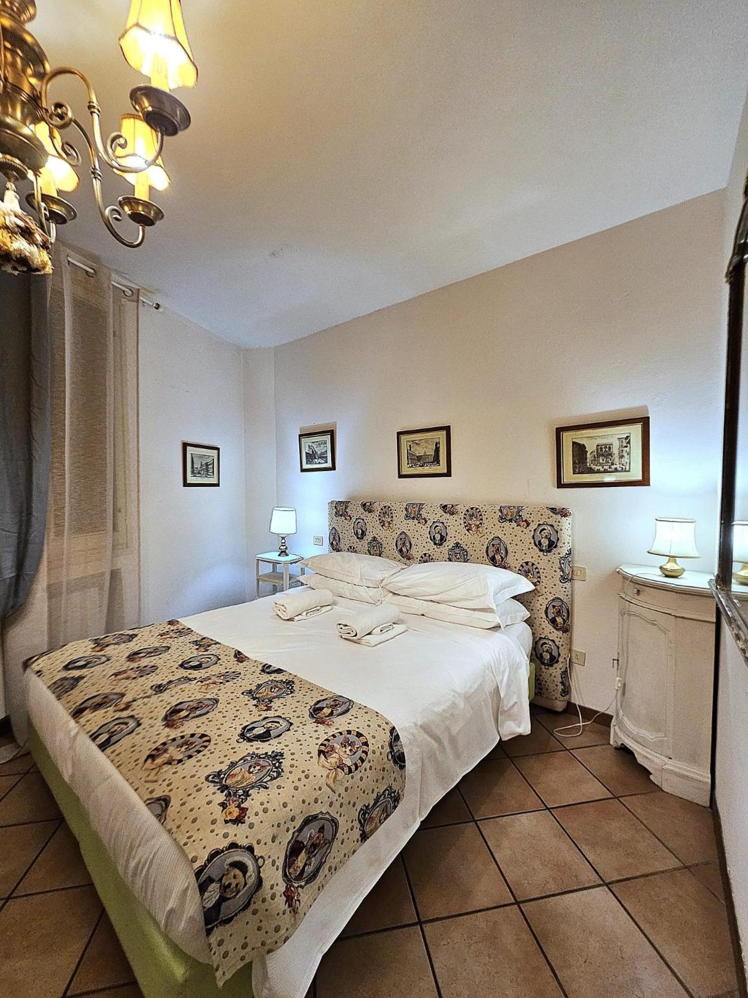 Bohemien Pop Casa Vacanze Aparthotel Bologna Bagian luar foto